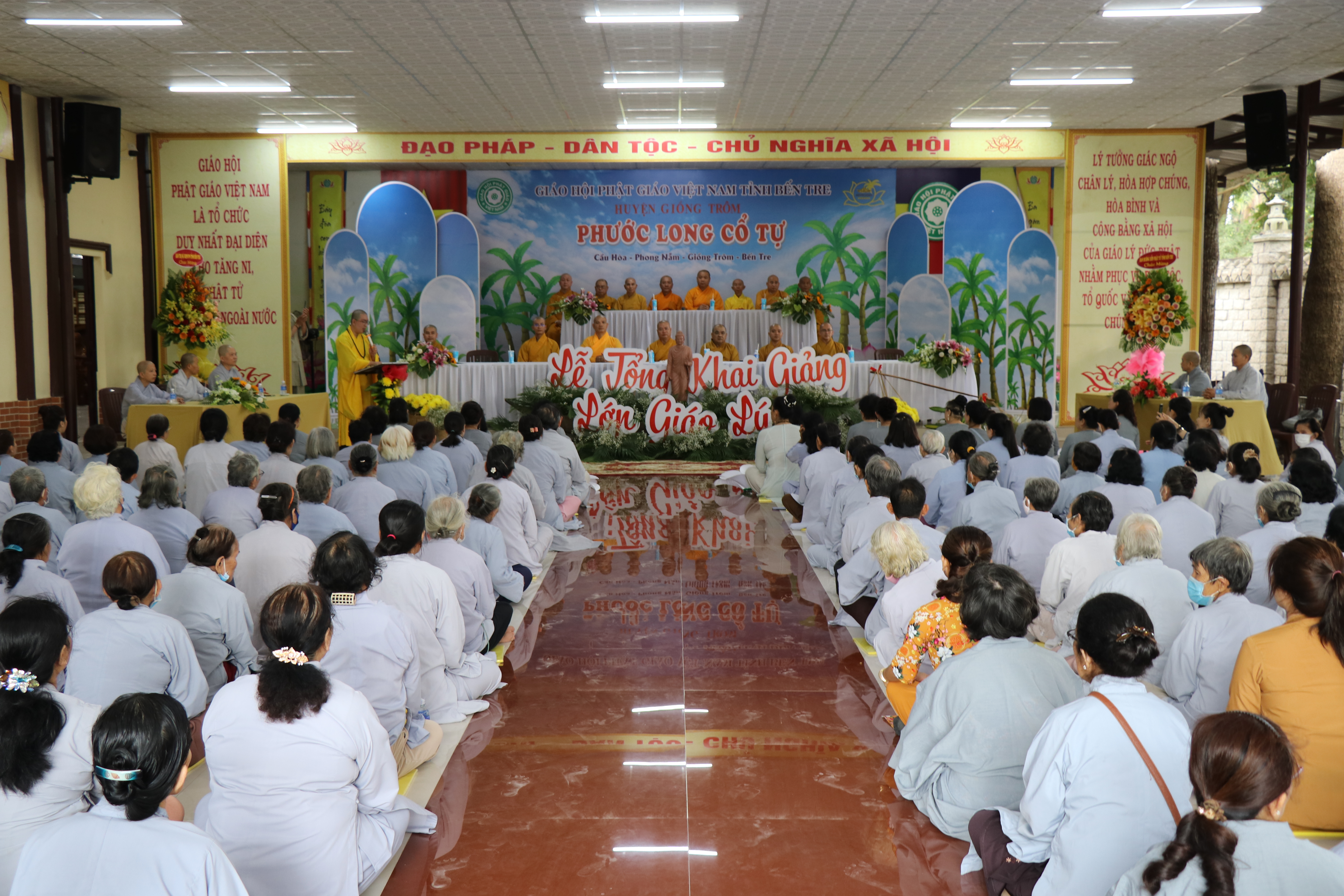 Bến Tre: Ban Trị sự Phật Giáo huyện Giồng Trôm trang nghiêm tổ chức lễ tổng khai giảng các lớp giáo lý trên địa bàn huyện