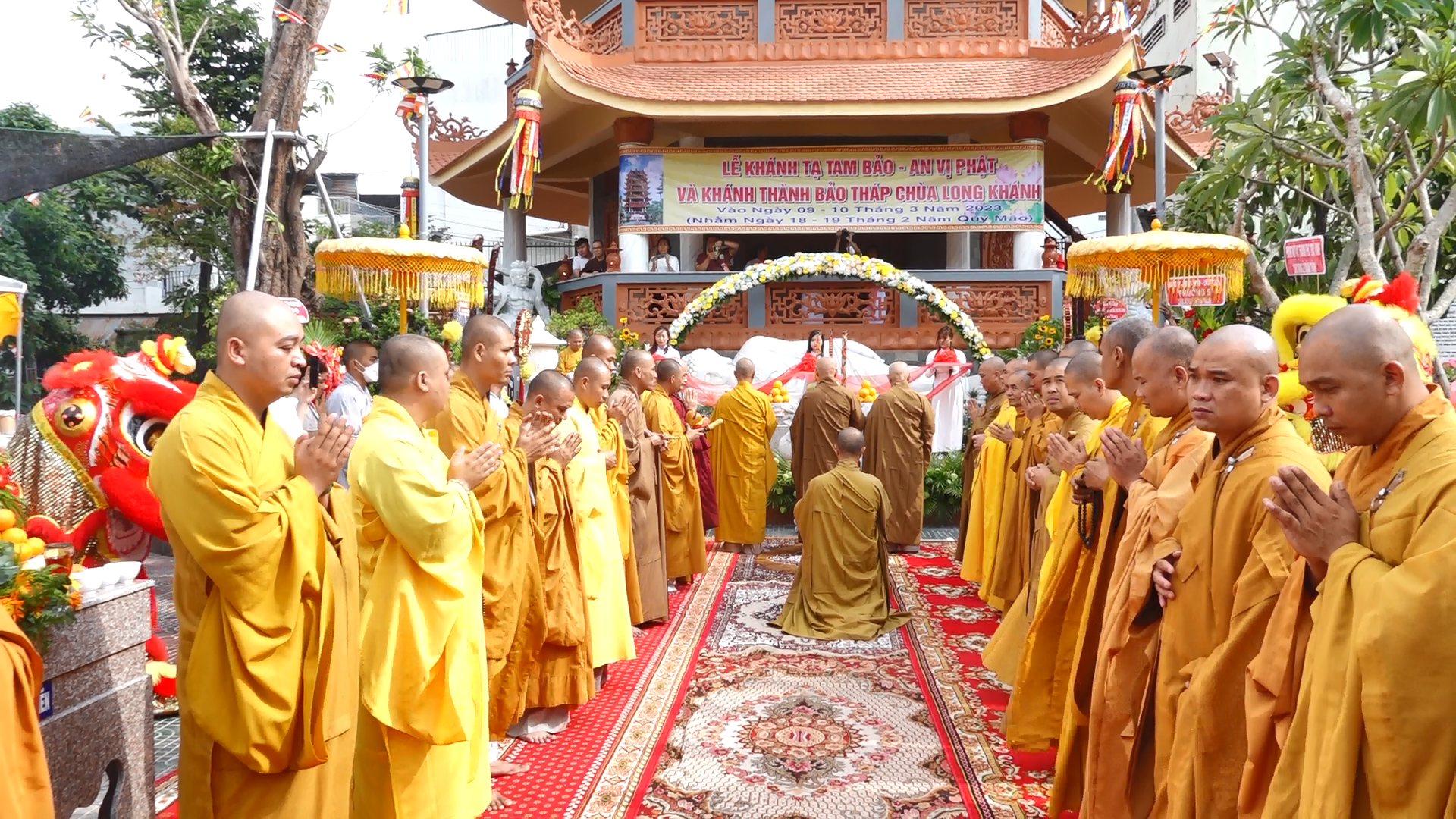 Trà Vinh: Lễ tạ Tam bảo - An vị Phật và khánh thành bảo tháp chùa Long Khánh