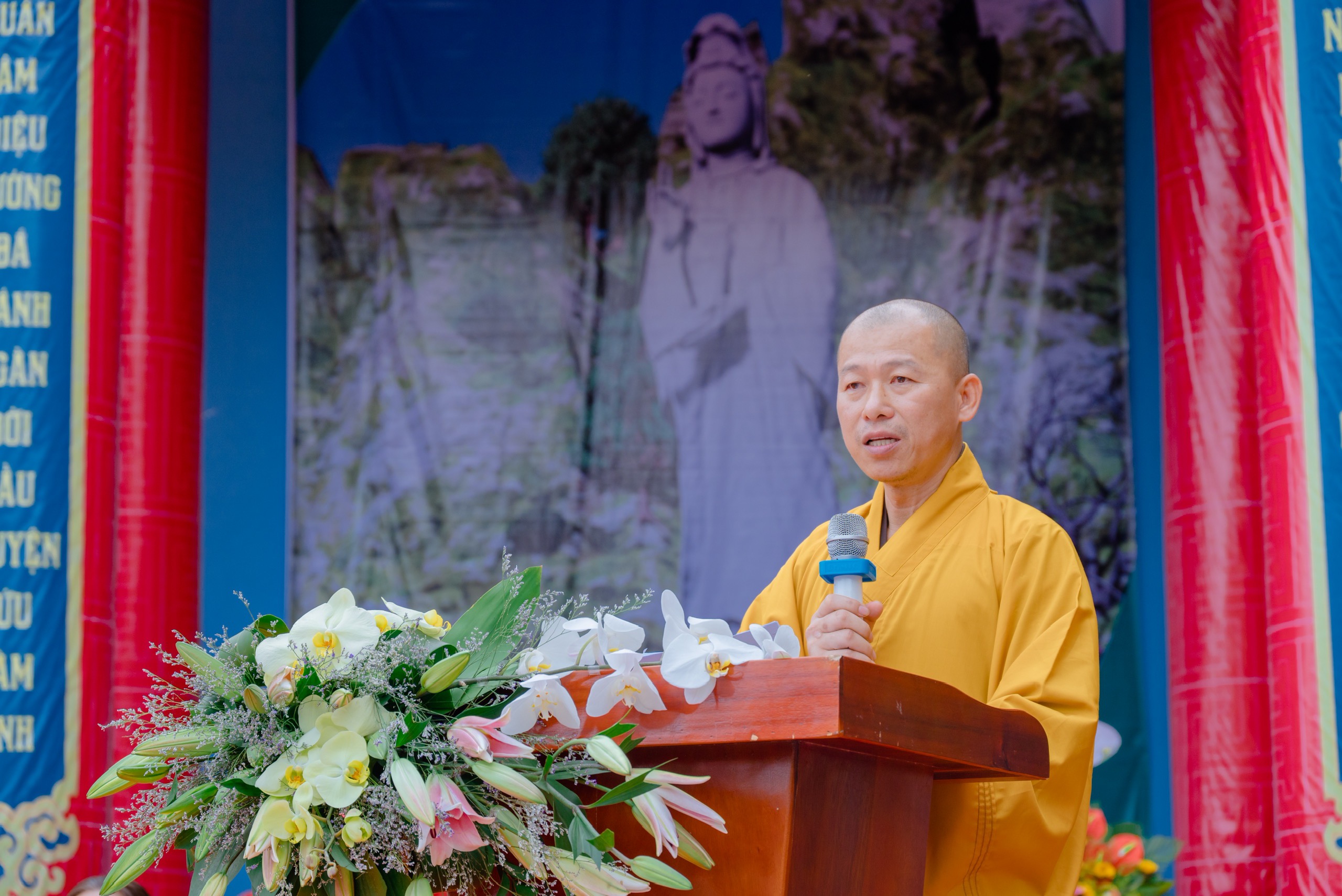 [Video] Kiên Giang: TT. Thích Minh Nhẫn phát biểu tại Lễ động thổ xây dựng Tôn tượng Quán Thế Âm Bồ tát 33 mét & 33 ứng hóa thân - Chùa Hải Sơn (chùa Hang)