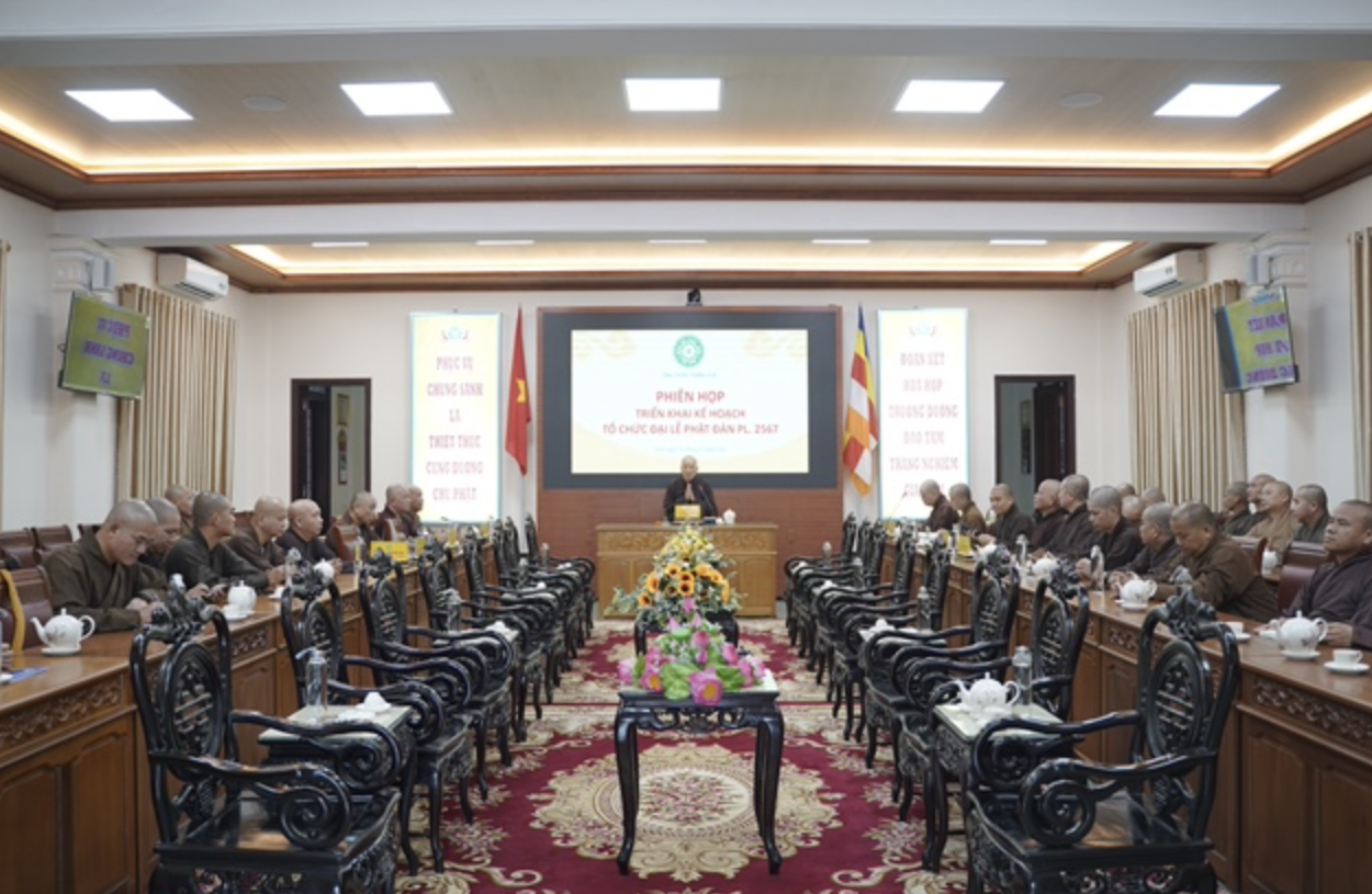 TT Huế: Họp toàn Ban Trị sự và công tác tổ chức Đại lễ Phật đản Pl.2567