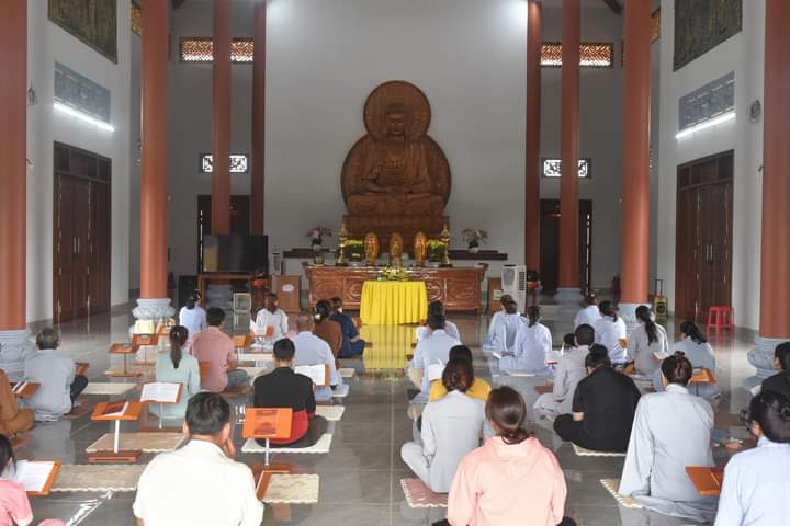 Bình Phước: Chùa Đăng Pháp tổ chức Lễ Quy y Tam bảo cho gần 100 quý thiện nam tín nữ Phật tử