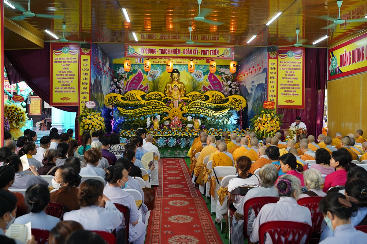 Hà Nội: Đại lễ Phật đản PL.2567 của Phật giáo quận Đống Đa thành tựu viên mãn