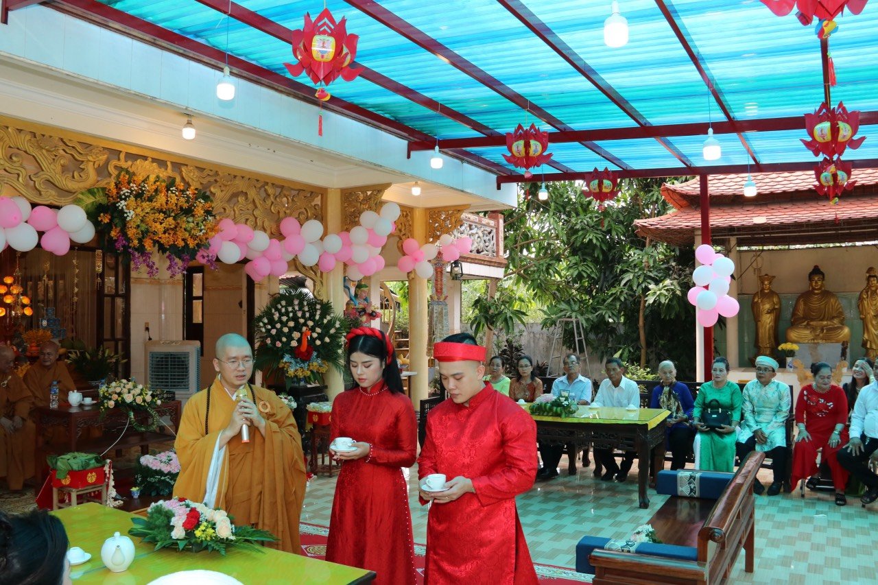 Bình Dương: Lễ Hằng thuận tại chùa Phước Hưng