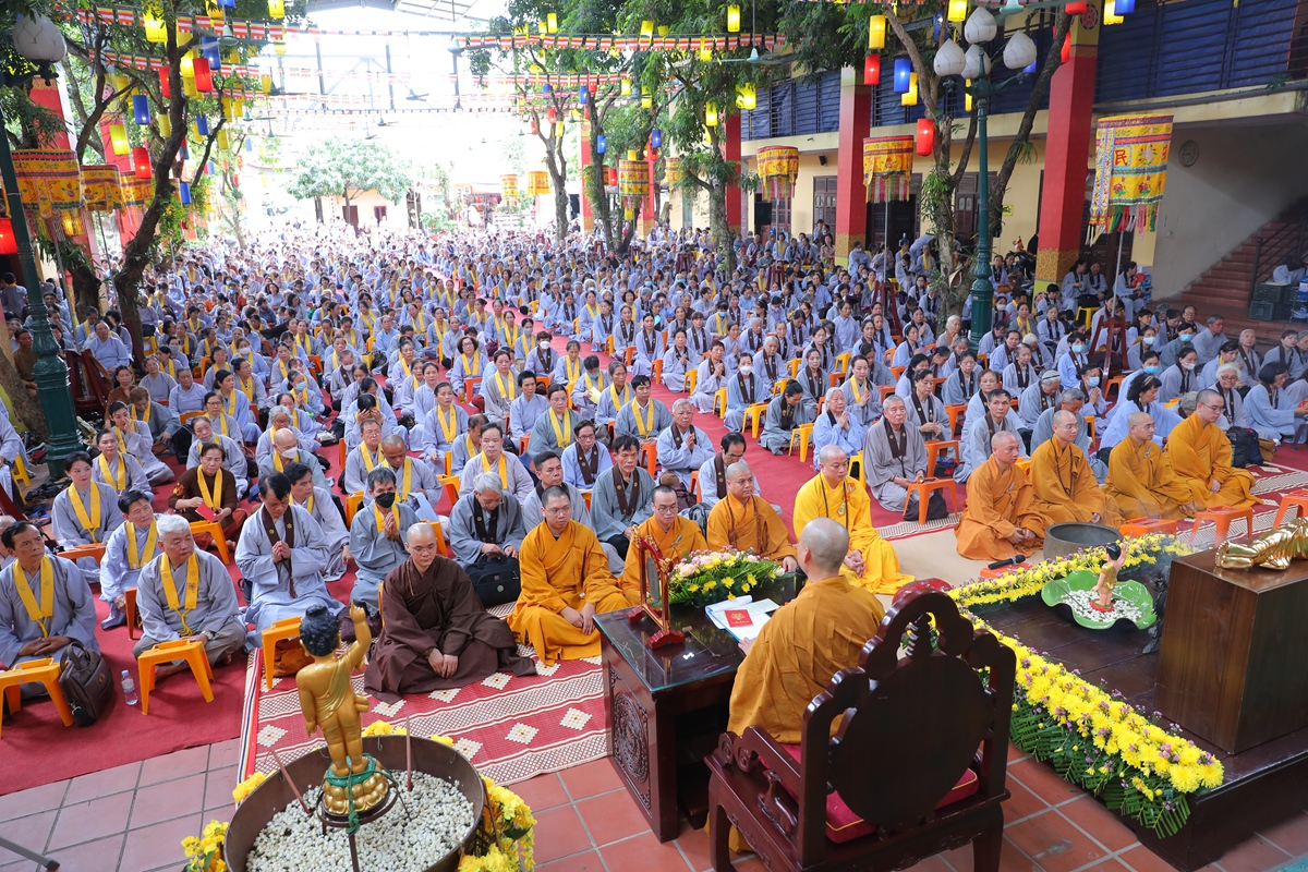 Hà Nội: Ngày tu an lạc tại chùa Bằng nhân mùa Phật đản PL.2567 – DL.2023