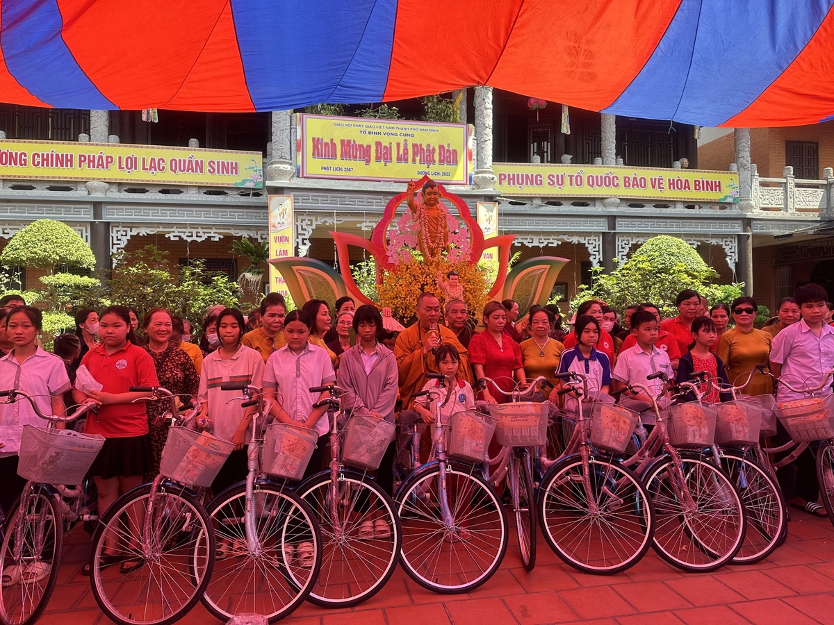 Nam Định: Tổ đình Vọng Cung trang nghiêm cử hành Đại lễ Phật đản PL. 2567 - DL.2023