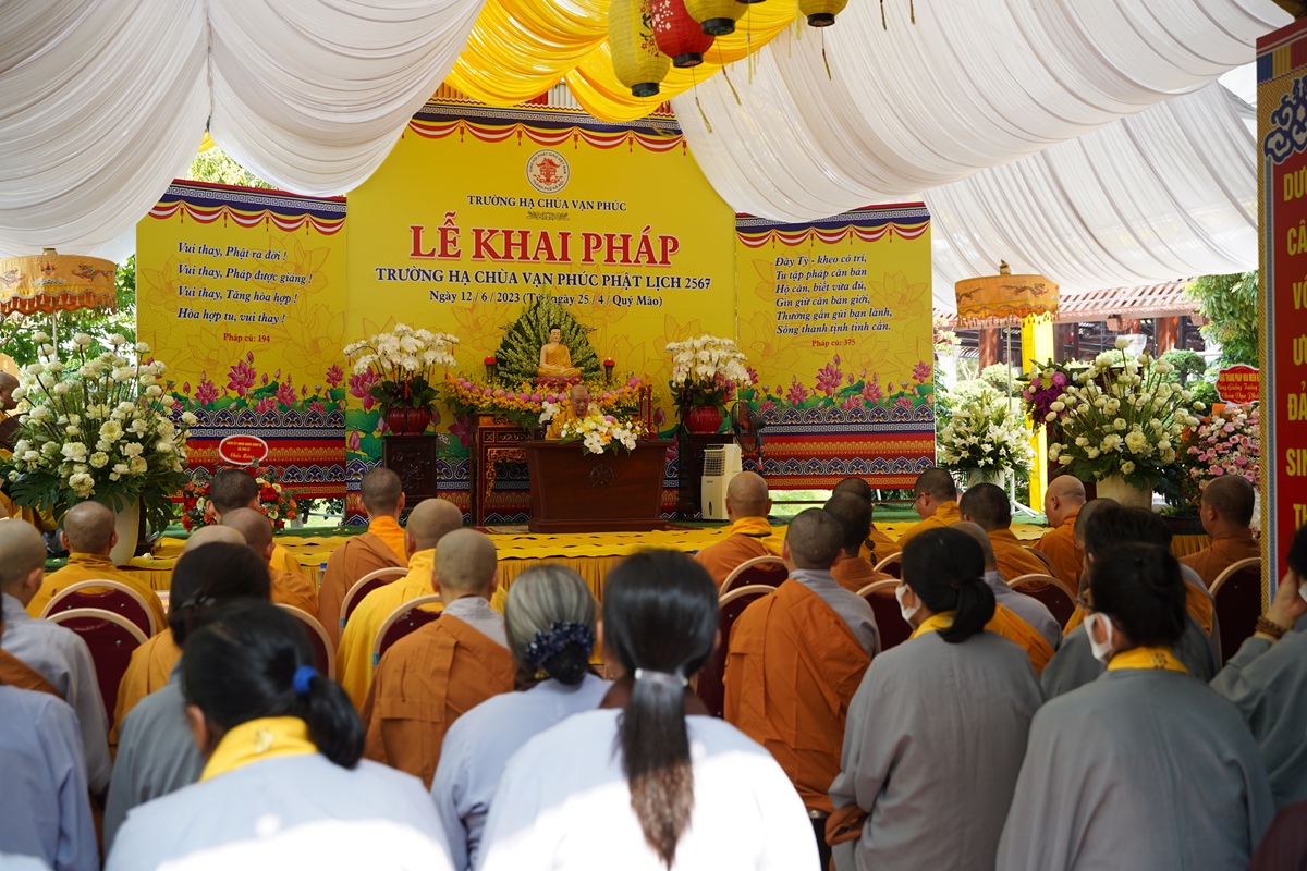 Hà Nội: Trường hạ Vạn Phúc tổ chức lễ khai pháp an cư kiết hạ PL.2567 - DL.2023