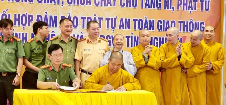 Nghệ An: Ban Trị sự GHPGVN tỉnh ký kết Quy chế phối hợp đảm bảo trật tự, an toàn giao thông