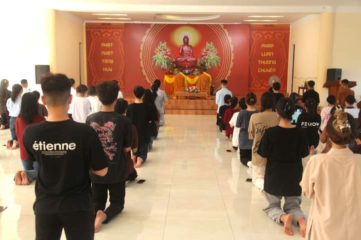 Hà Tĩnh: Lễ cầu nguyện trước mùa thi năm 2023 tại chùa Giai Lam