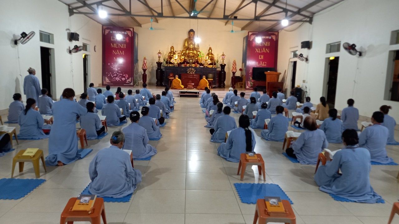 Thanh Hóa: Khóa lễ sám hối và ôn lại năm giới định kỳ tại chùa Đống Cao