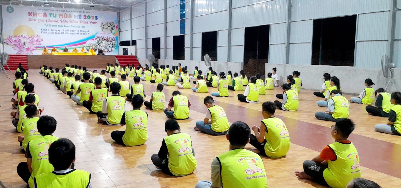 Nghệ An: Các em khóa sinh tổ đình Ngọc Lâm - chùa An Thái viết thư gửi hai đấng sinh thành