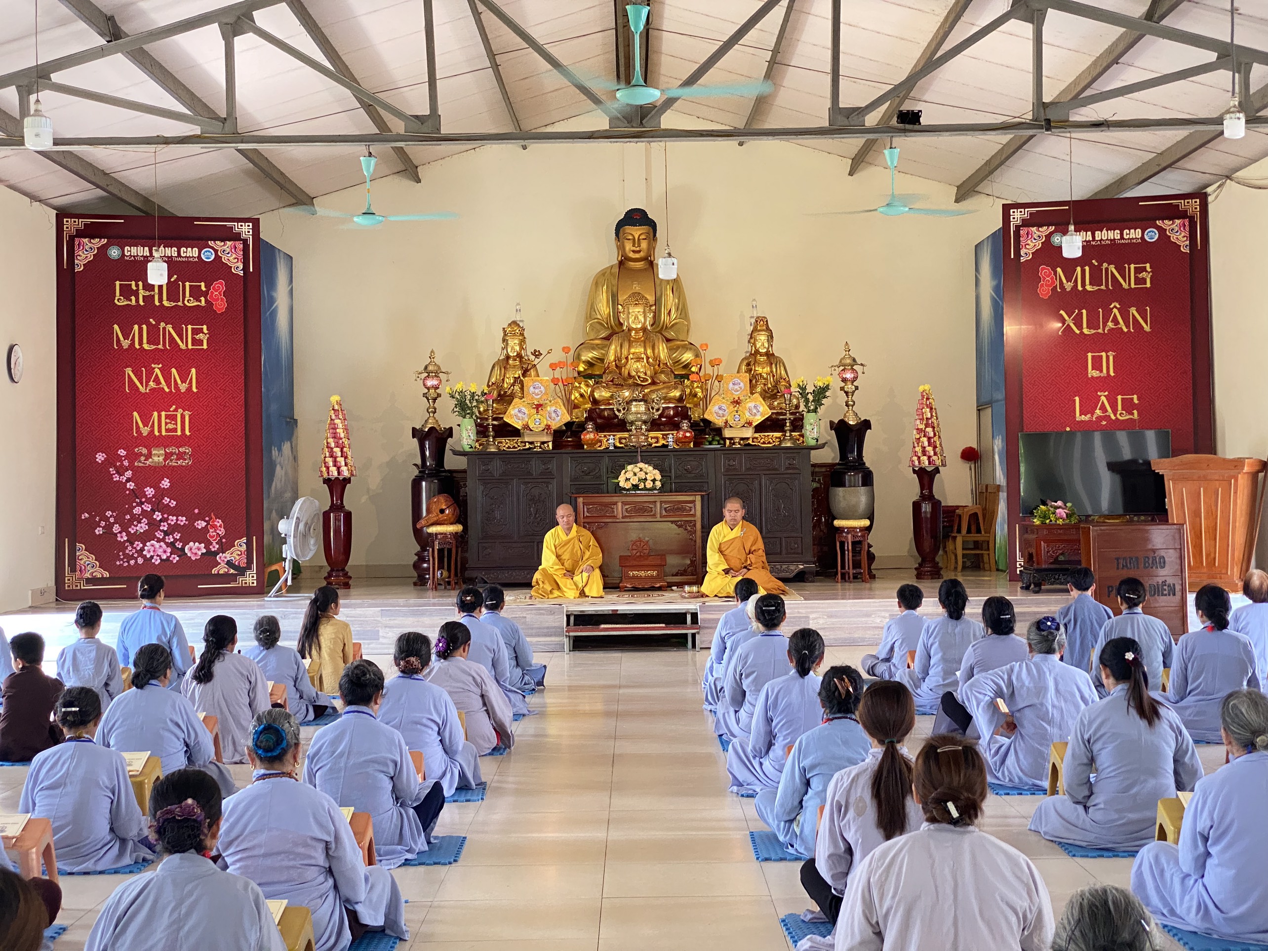 Thanh Hóa: Khóa tu niệm Phật một ngày tại chùa Đống Cao