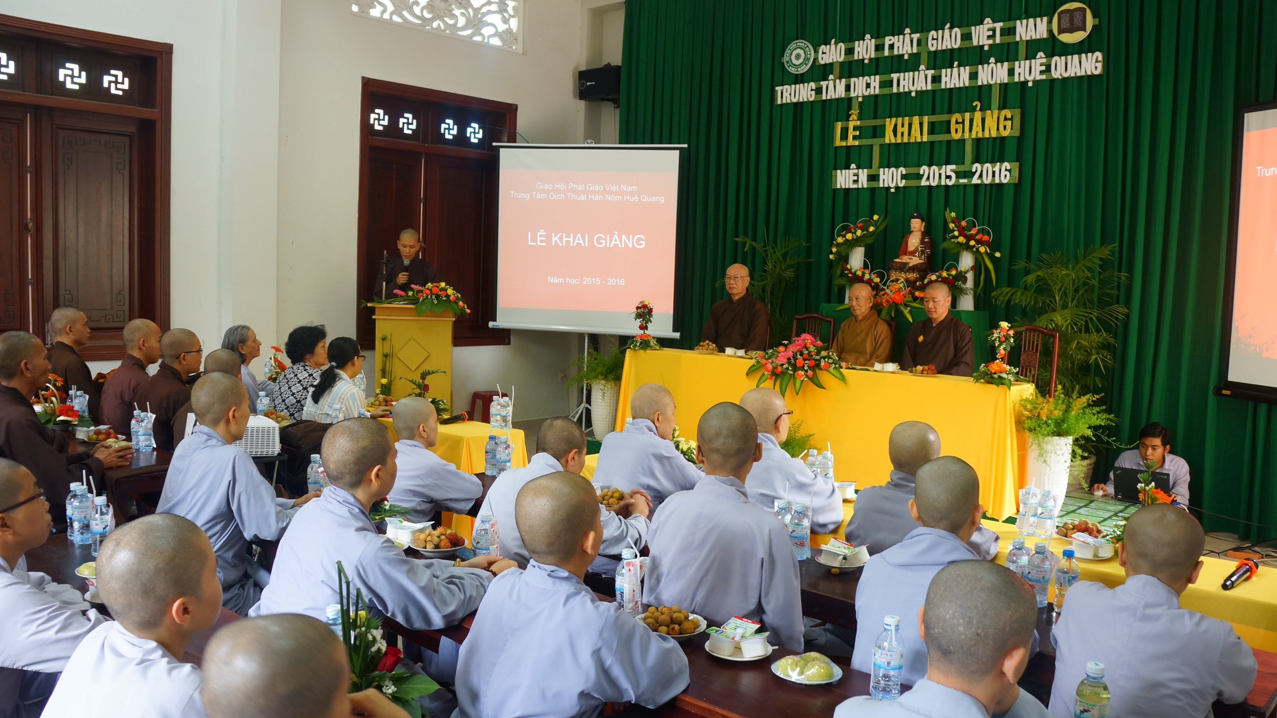 Thông báo: Tuyển sinh lớp Dịch thuật Hán Nôm khoá XX (2023 - 2027)