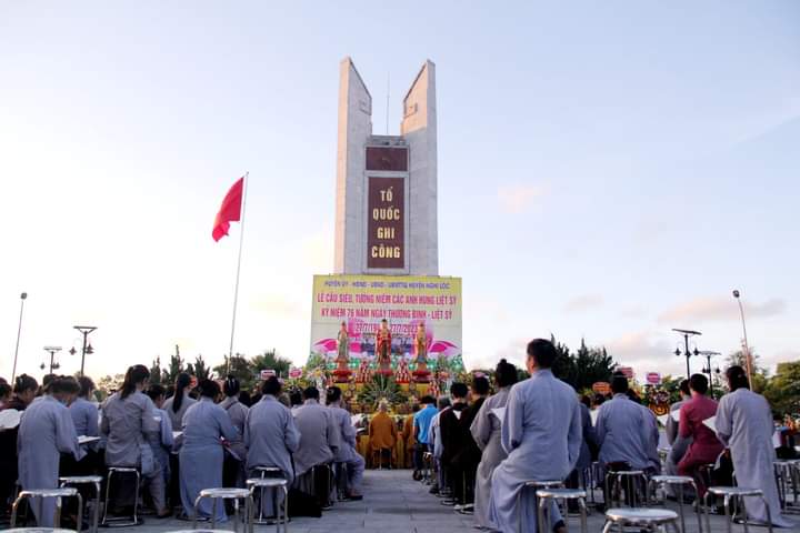 Nghệ An: Đại lễ cầu siêu tri ân các Anh hùng liệt sỹ tại Nghĩa trang Liệt sĩ huyện Nghi Lộc