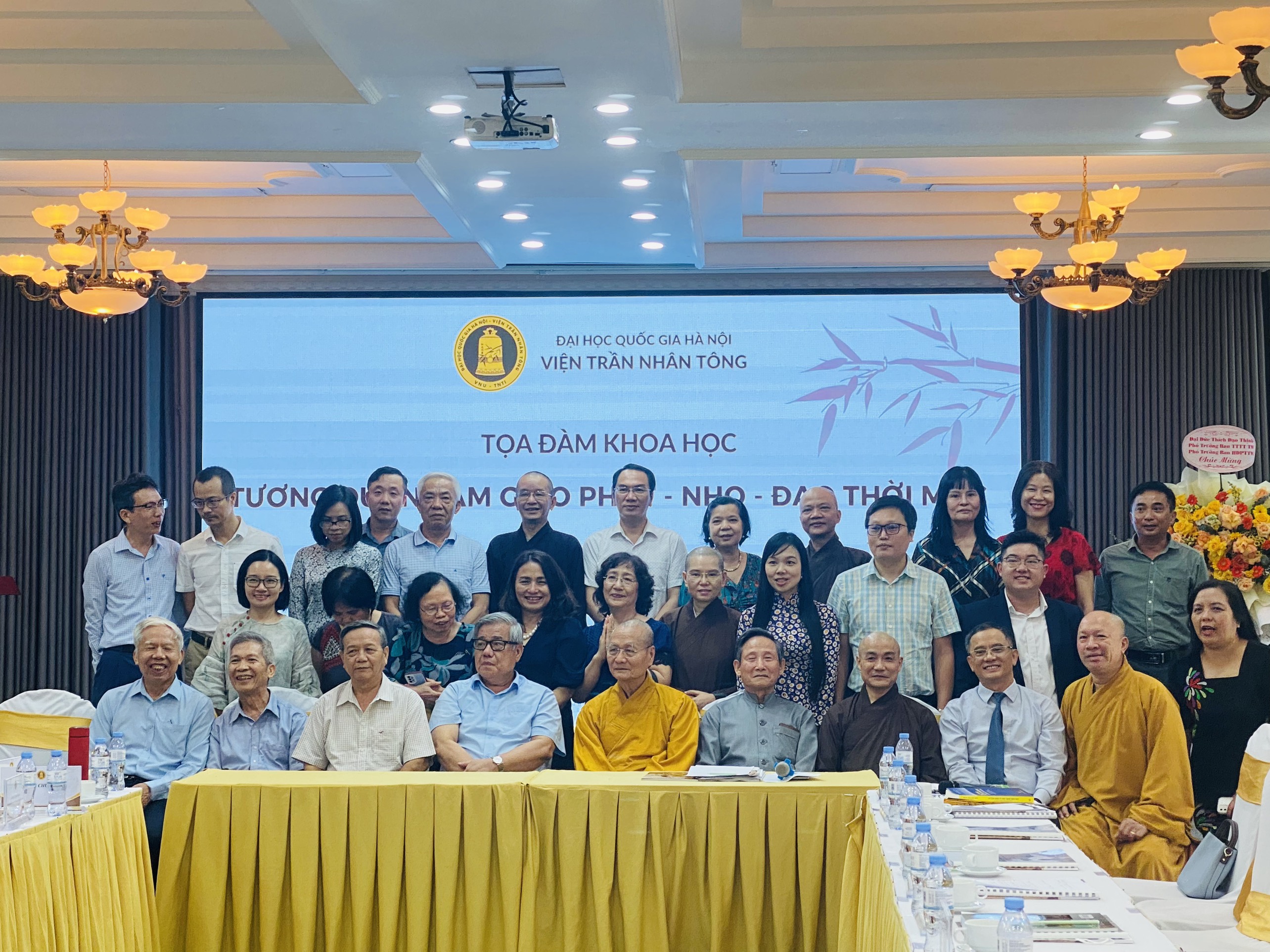 Hà Nội: Tọa đàm khoa học “Tương quan Tam giáo Phật - Nho - Đạo giáo thời Mạc”