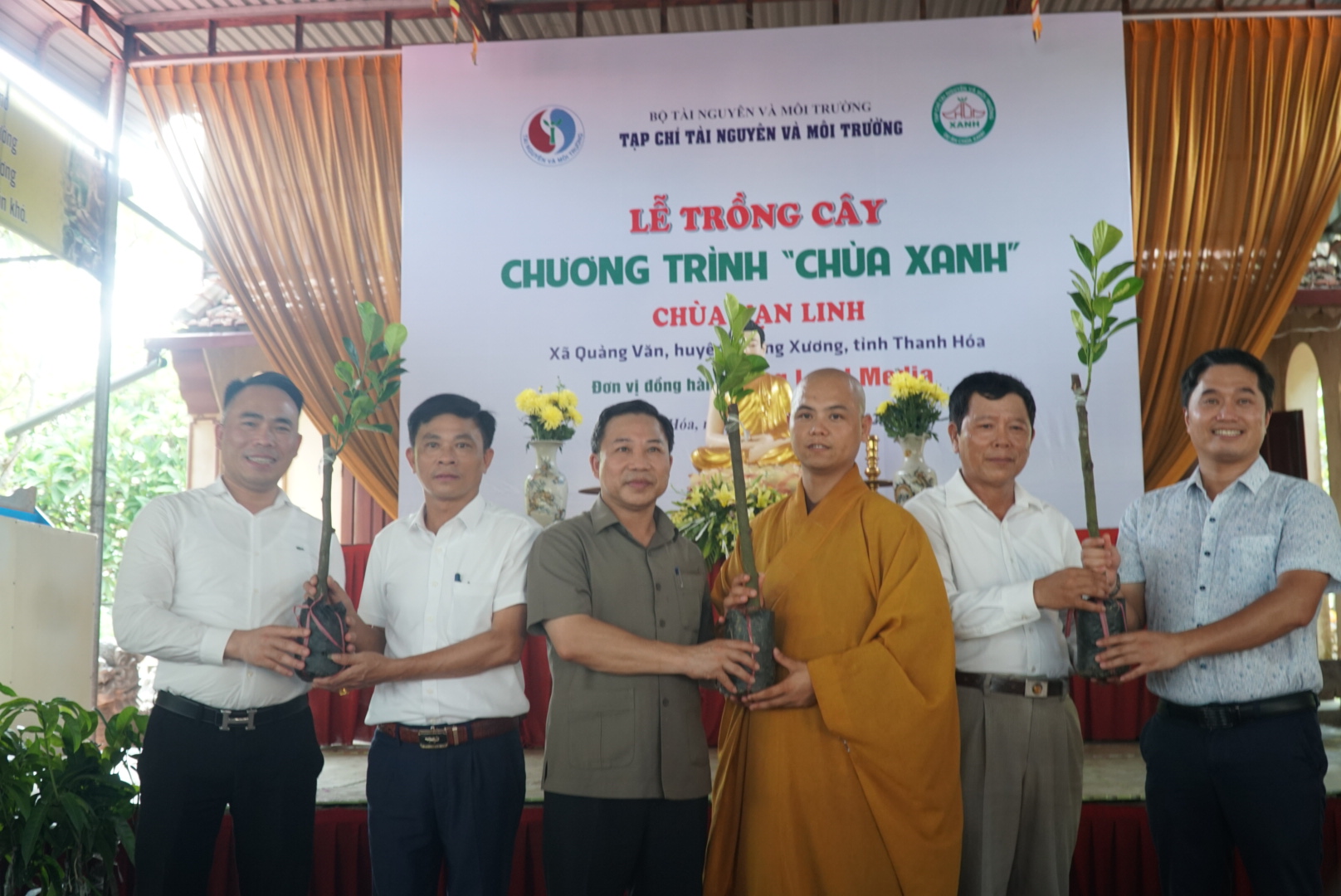 Thanh Hóa: Lễ trồng cây chương trình “Chùa xanh” tại chùa Vạn Linh