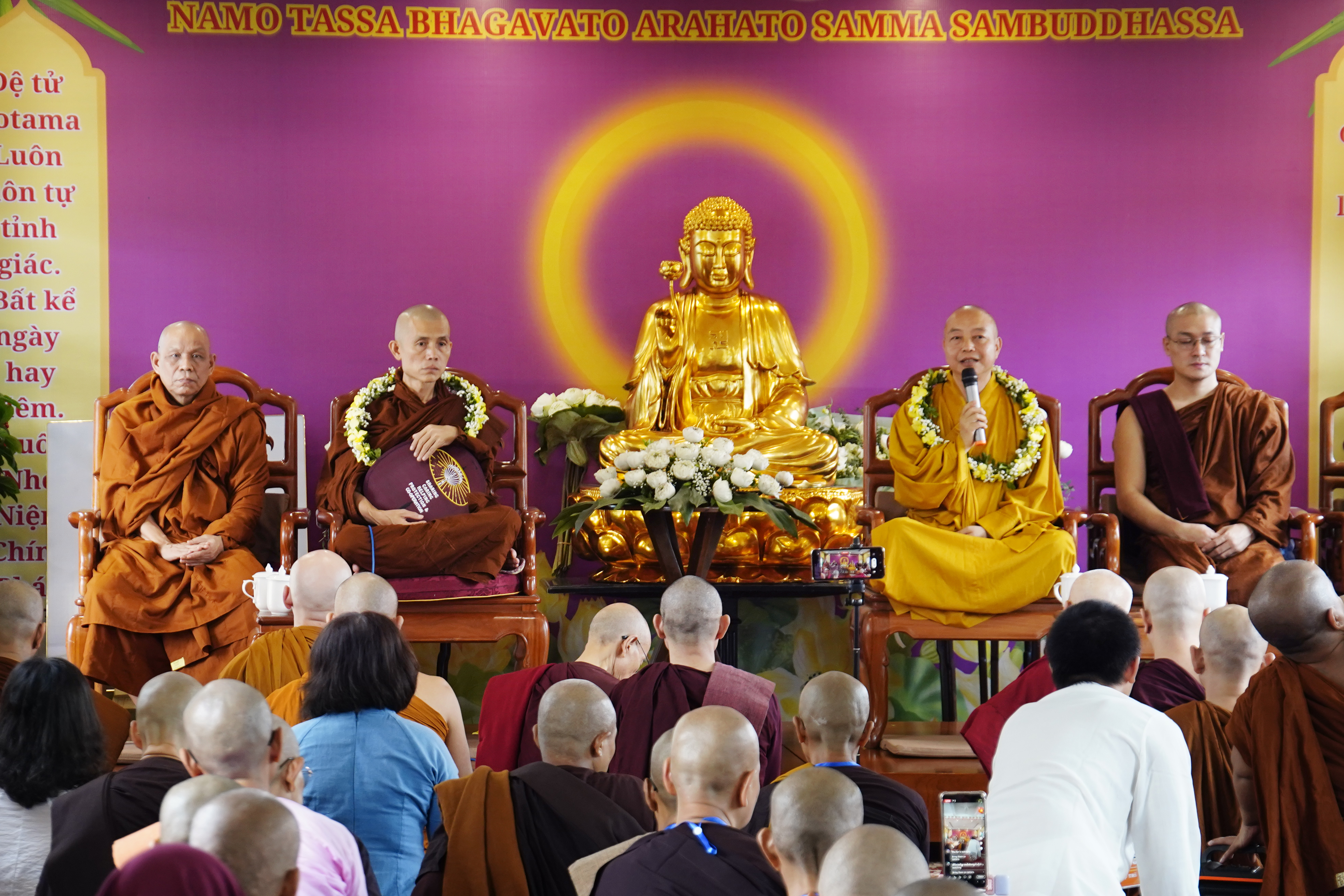 Thiền sư Ottamathara Myanamar đến Hà Nội - chùa Pháp Vân chuẩn bị cho khóa thiền Vipassana 3 tháng