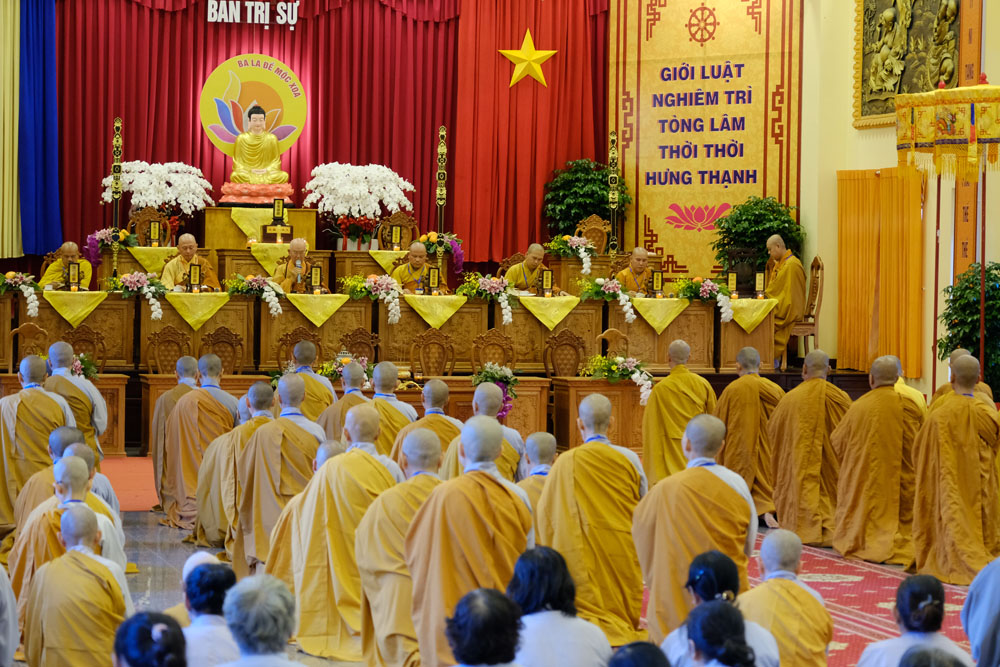 Tây Ninh: Đại Giới đàn Tâm Hòa X tấn hương và truyền giới Bồ-tát