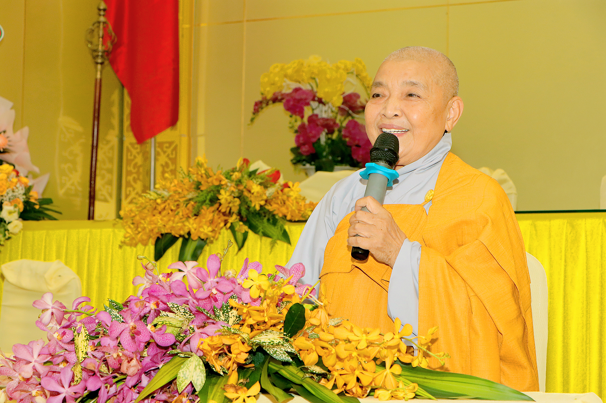 Bình Dương: Ni trưởng Thích nữ Pháp Như sách tấn chư Ni tại Khóa Bồi dưỡng Giới luật cho Ni giới