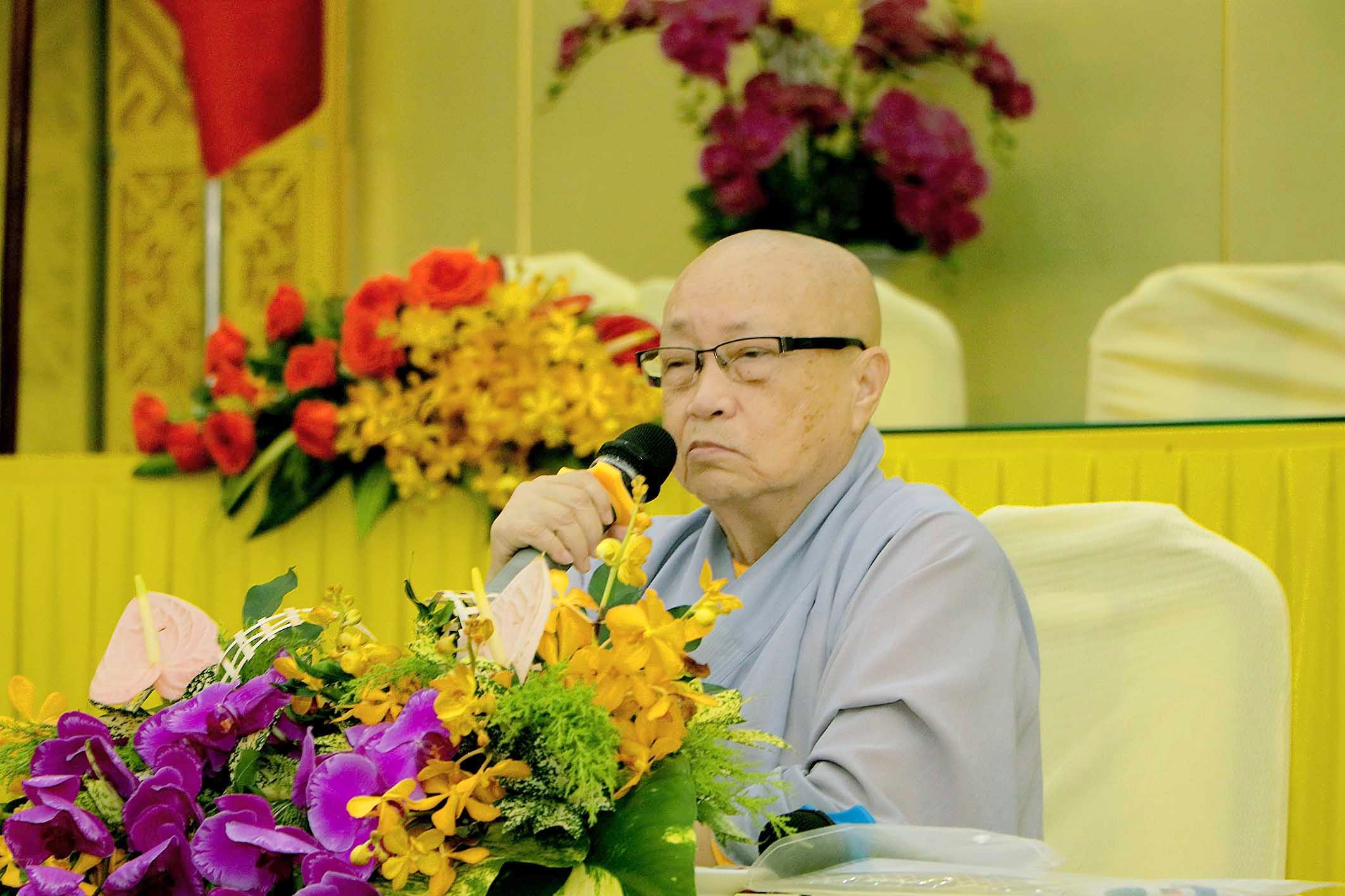 Bình Dương: Ni trưởng Thích nữ Như Như quang lâm khóa Bồi dưỡng Giới luật Ni giới 2023