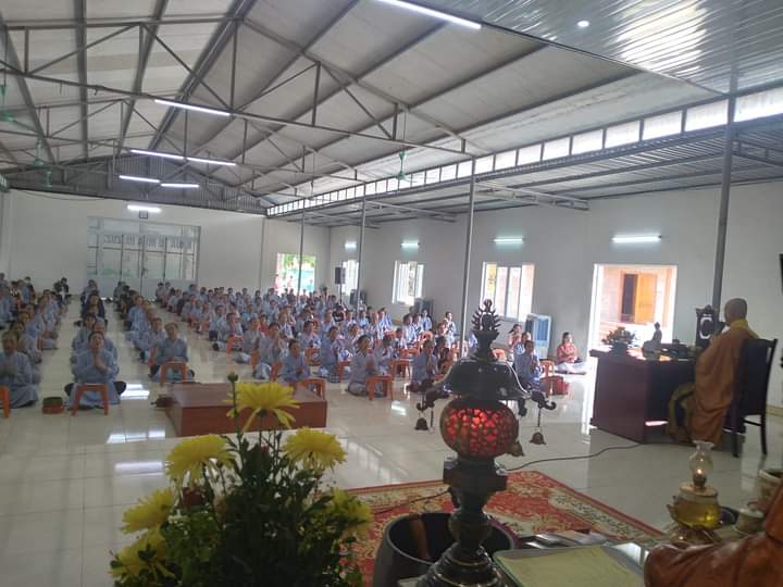 Nghệ An: Chùa Càn Môn tổ chức khóa tu một ngày an lạc