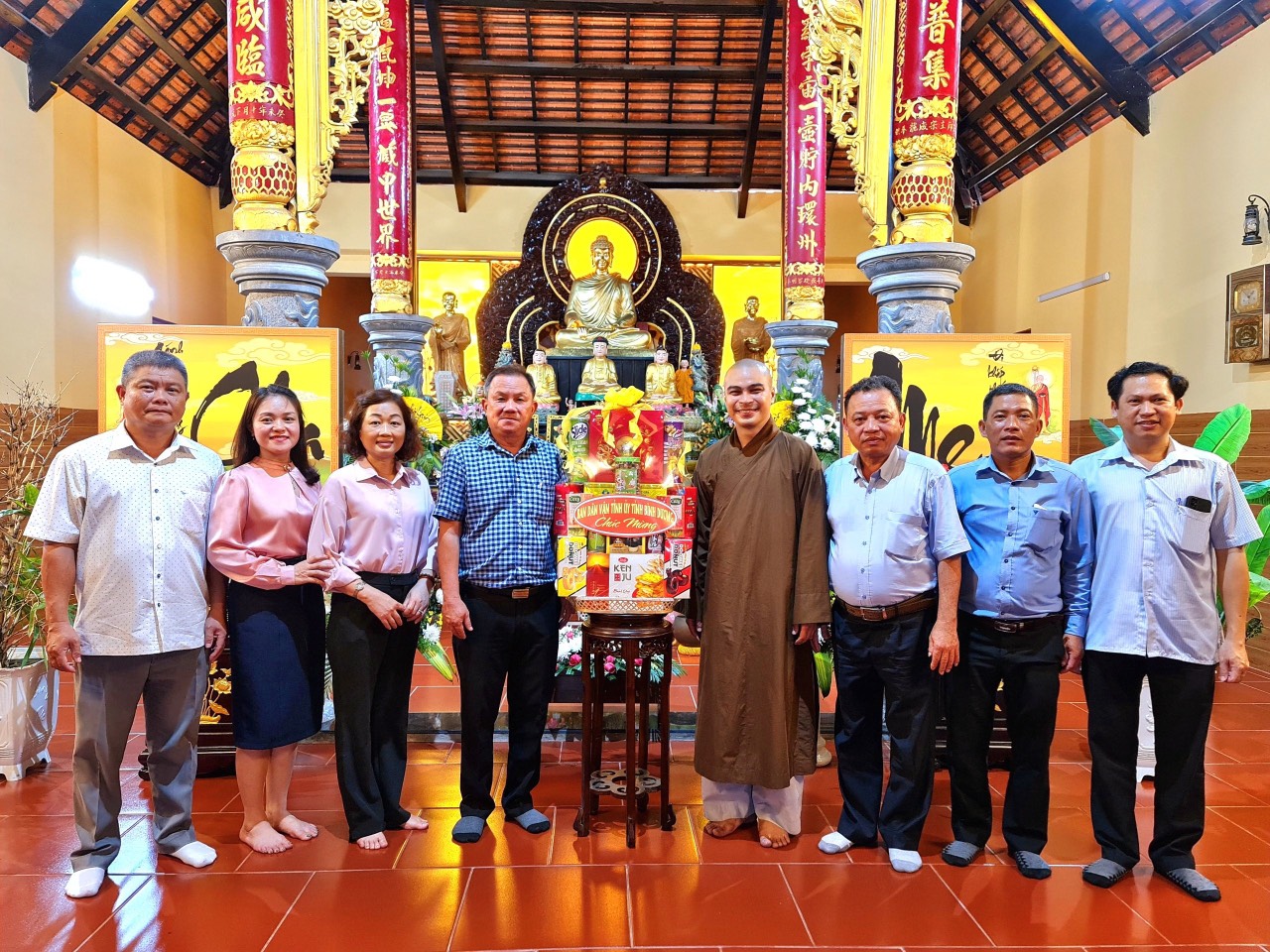 Bình Dương: Lãnh đạo Ban Dân vận tỉnh thăm, chúc mừng Đại lễ Vu lan năm 2023 tại chùa Long Thắng