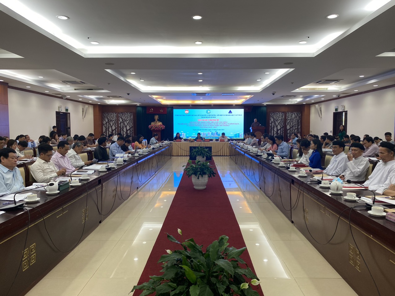 TP.HCM: Hội nghị chuyên đề “người dân TP.HCM không xả rác ra đường và kênh rạch, vì thành phố sạch, xanh và thân thiện môi trường” giai đoạn 2023-2025